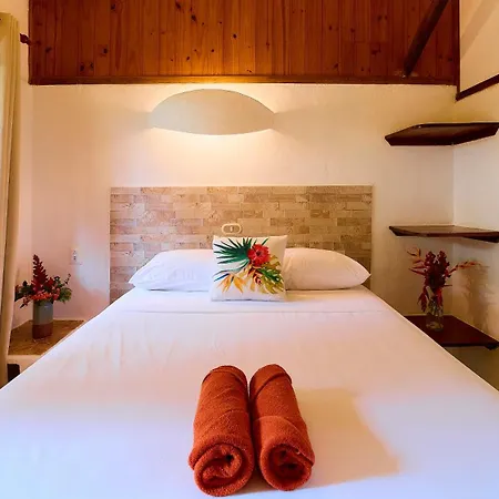 Cabinas Montesol Puerto Viejo de Talamanca Exterior foto